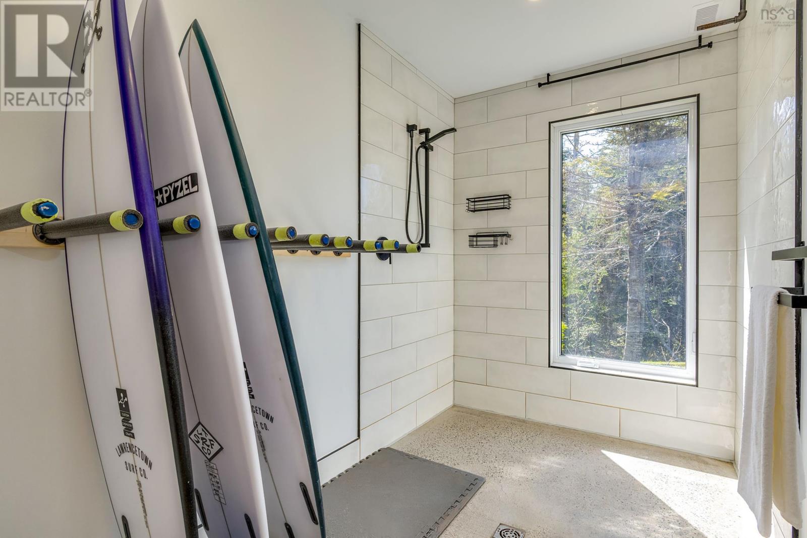 5 West Lawrencetown Road - 9