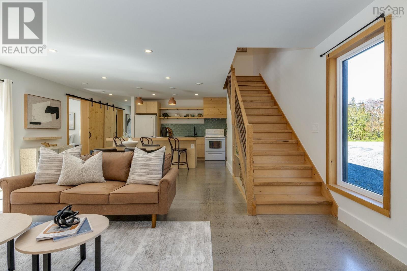 5 West Lawrencetown Road - 24