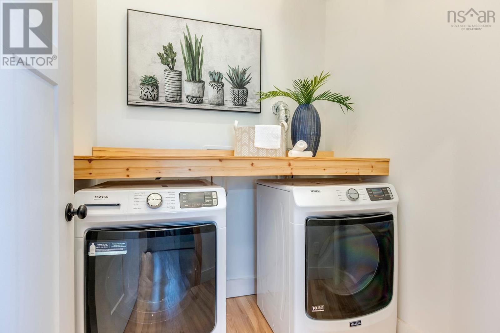 5 West Lawrencetown Road - 36