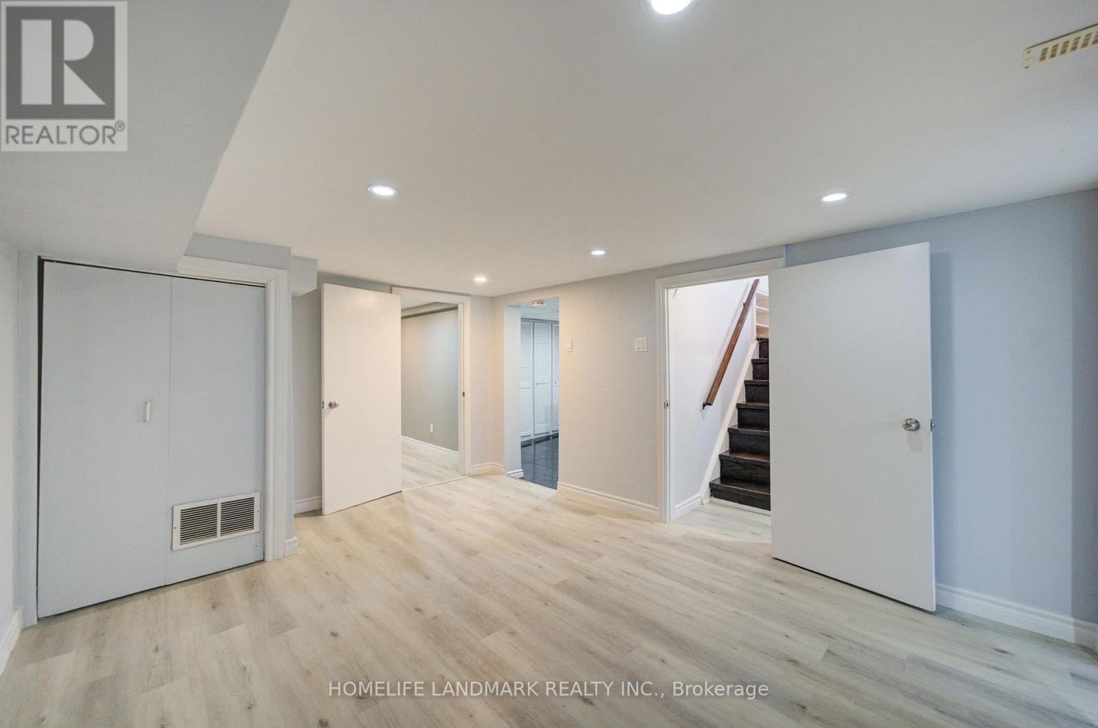 167 TAYLOR MILLS DRIVE N - 34