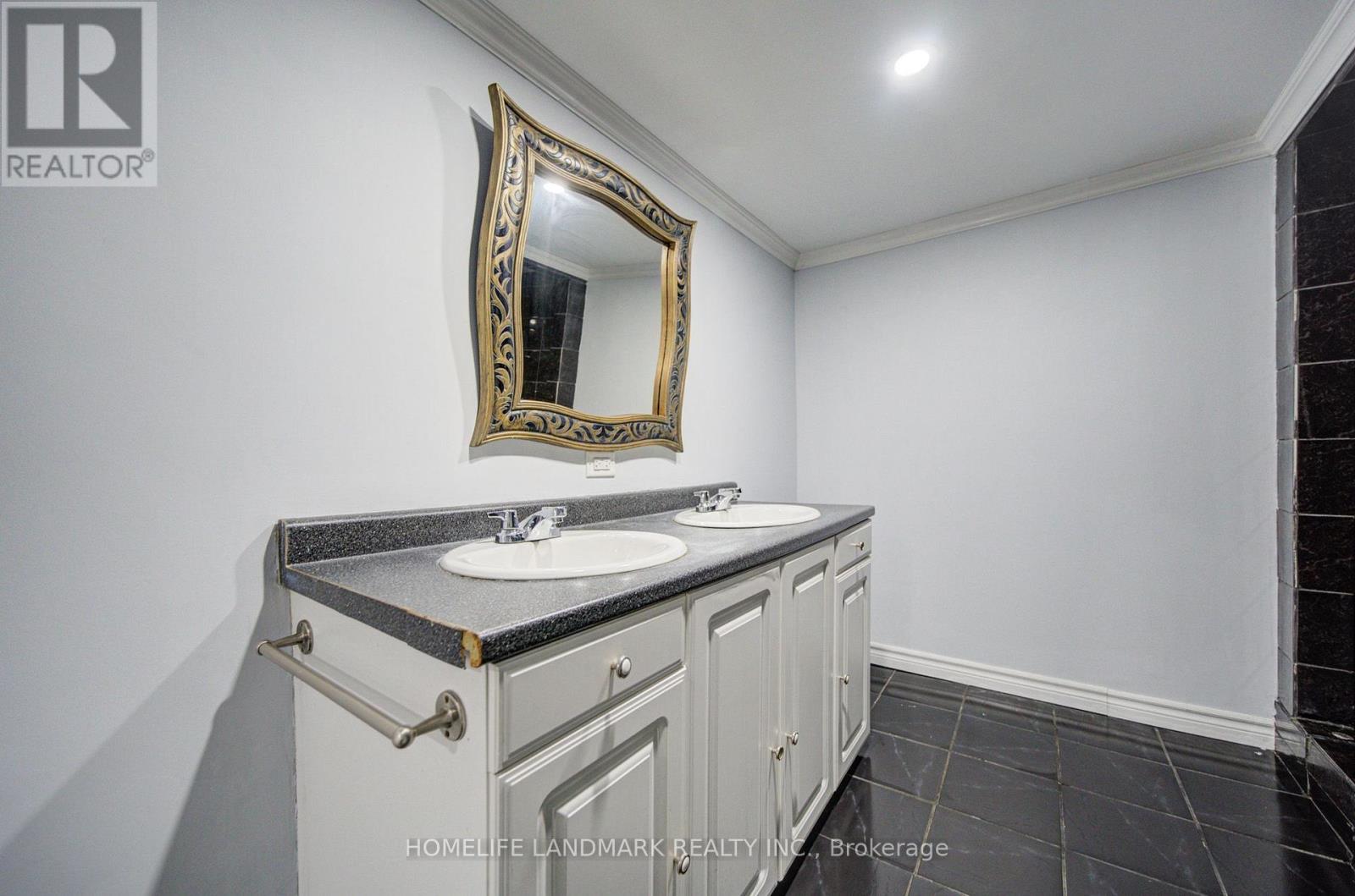 167 TAYLOR MILLS DRIVE N - 42