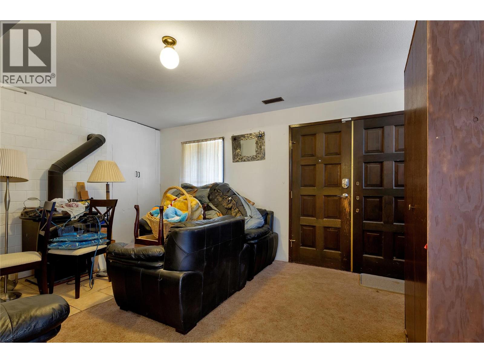 7096 Longacre Drive - 5
