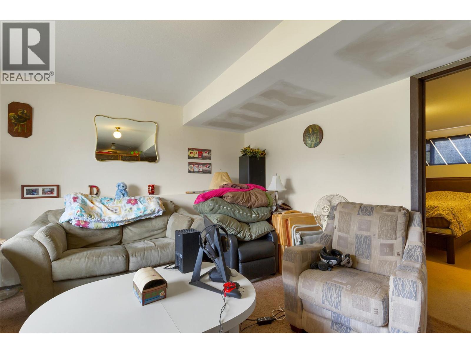 7096 Longacre Drive - 28