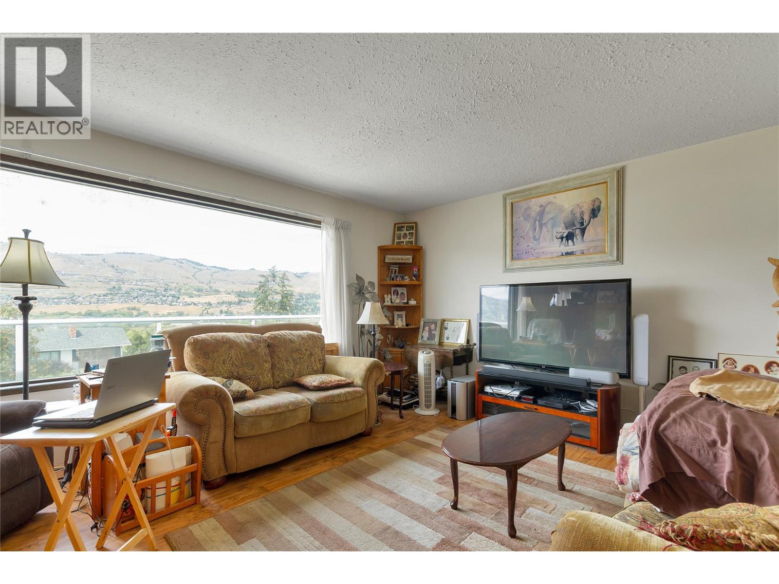 7096 Longacre Drive - 9