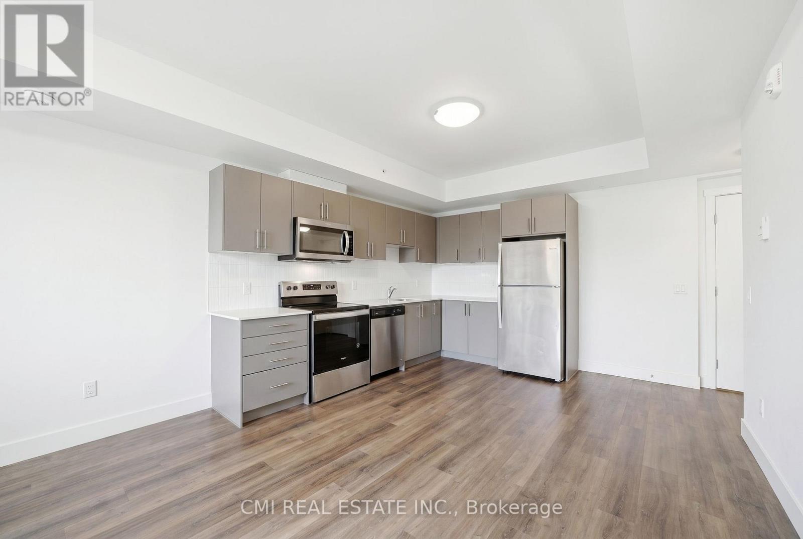 #306 103 ROGER STREET - 14