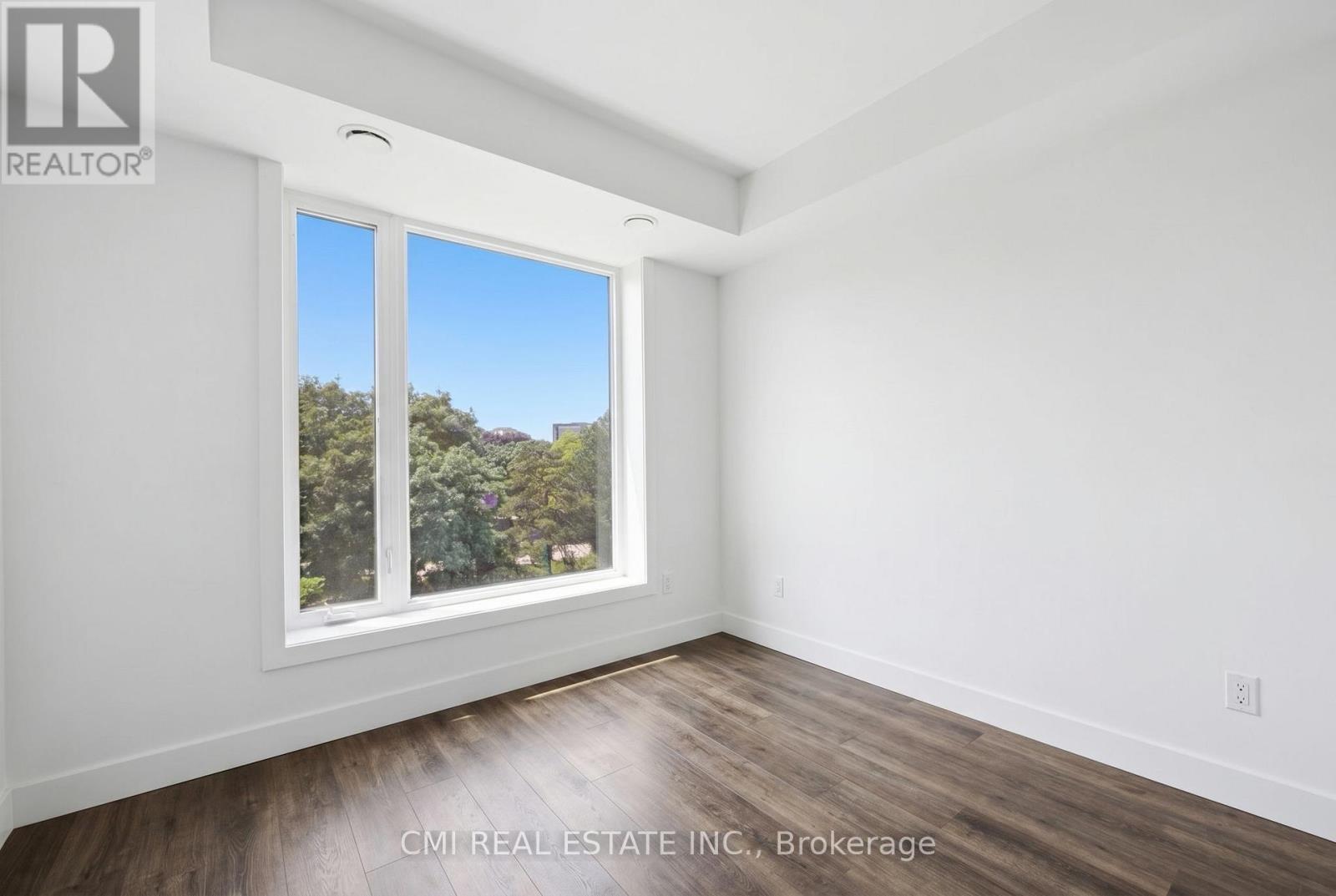 #306 103 ROGER STREET - 20