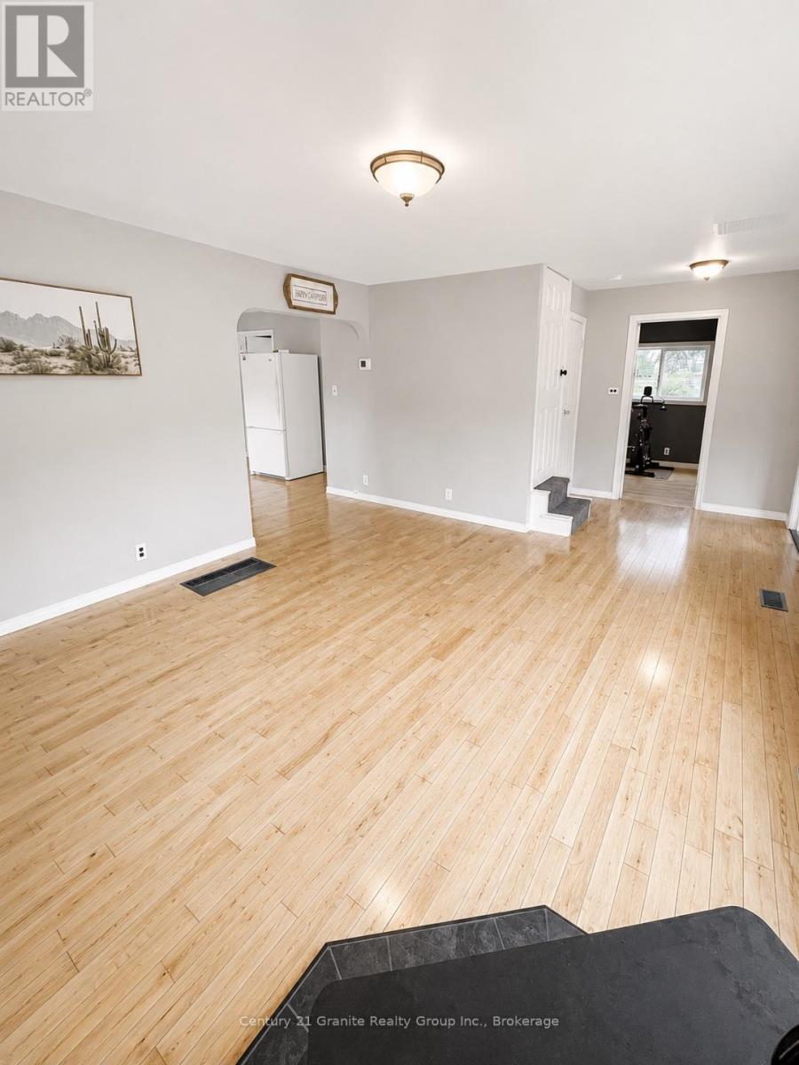 1367 DETLOR ROAD - Image 4