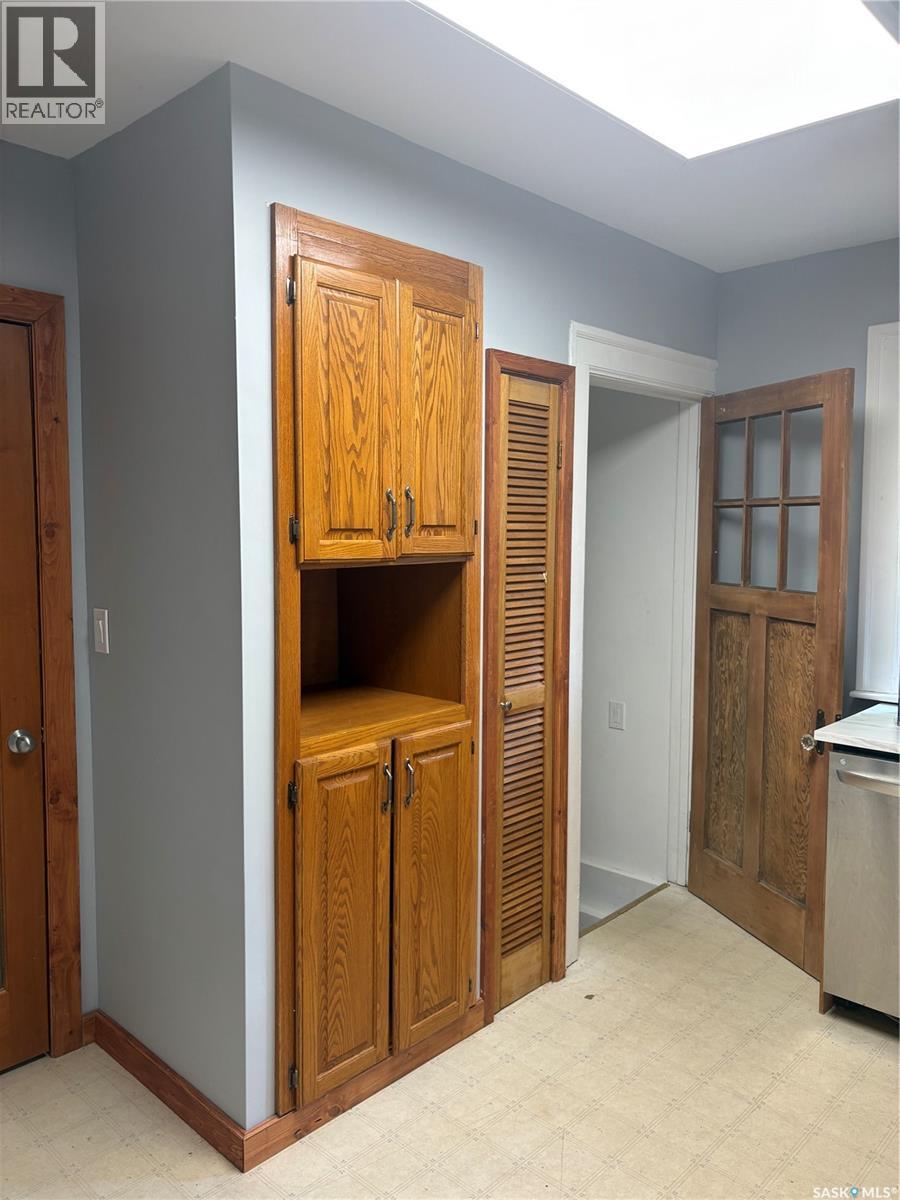 51 Tupper AVENUE - 3
