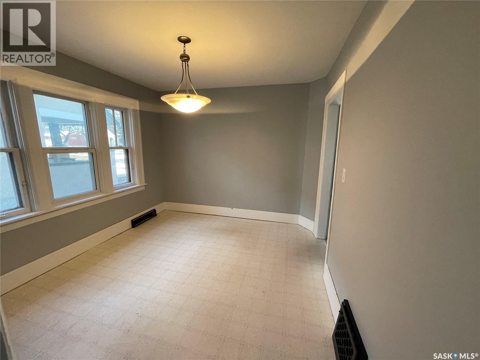 51 Tupper AVENUE - 6