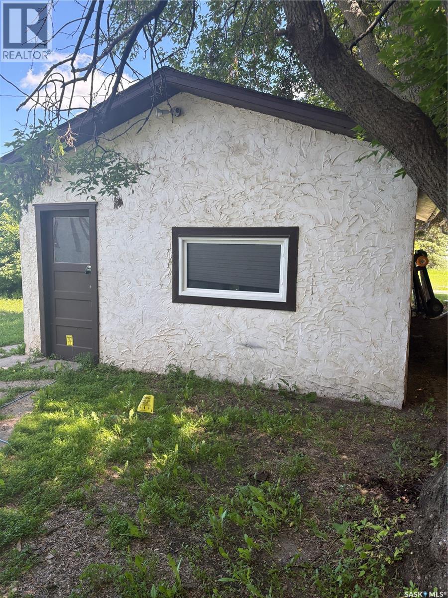 51 Tupper AVENUE - 42