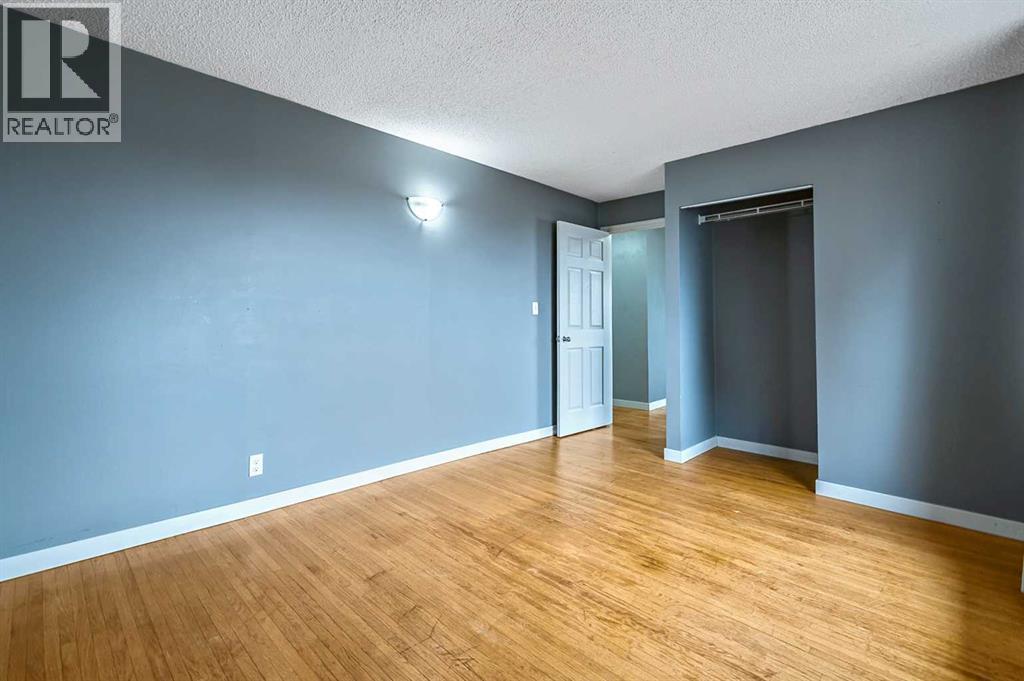 30 Crescent Road E - 21