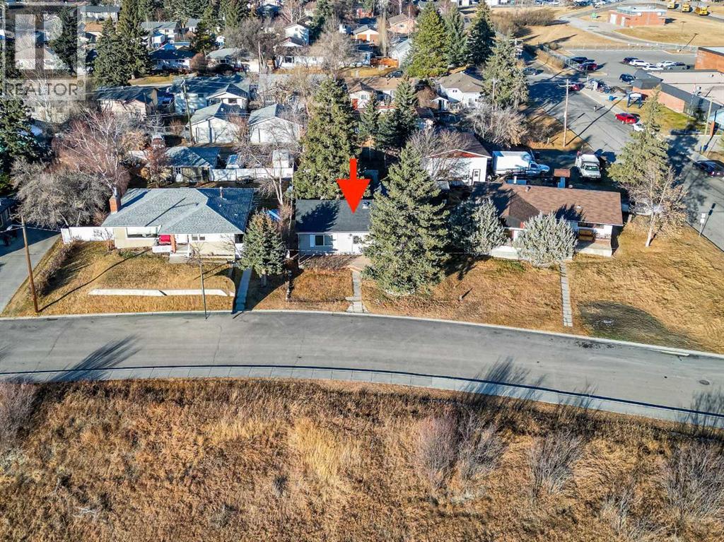 30 Crescent Road E - 31