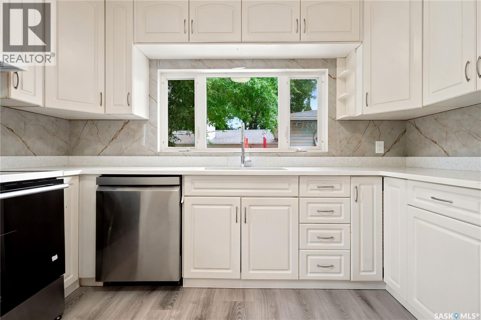 2819 Montreal CRESCENT - 11