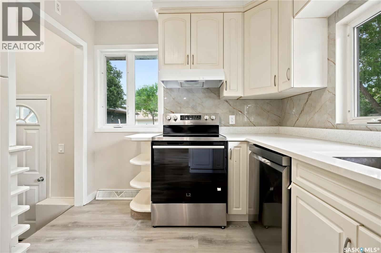 2819 Montreal CRESCENT - 15