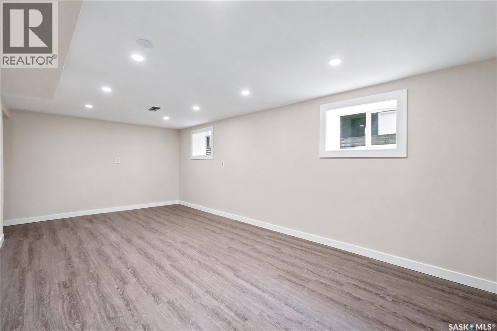 2819 Montreal CRESCENT - 29