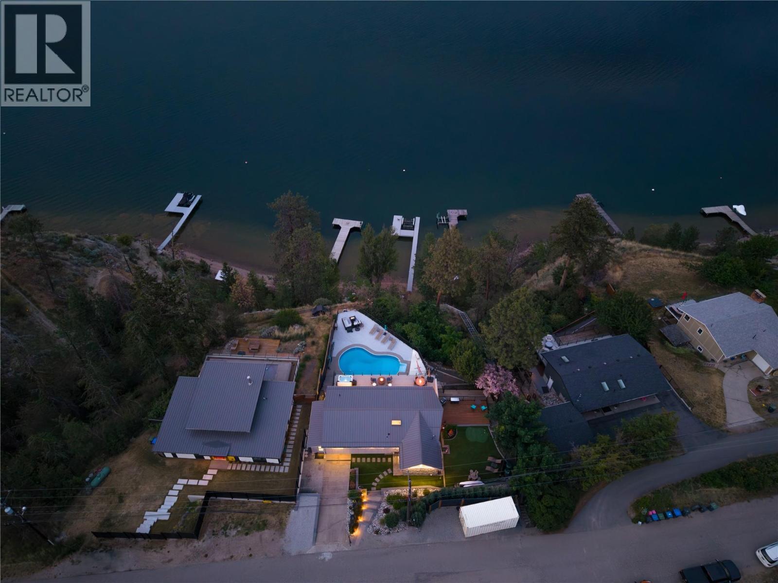 7192 Brent Road - 72