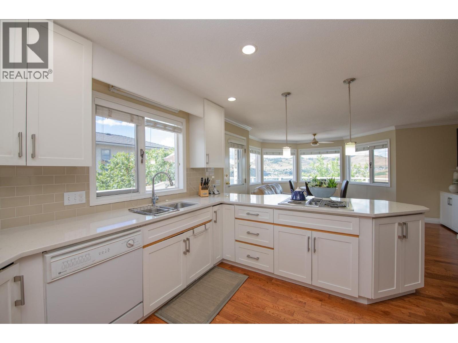 8898 Michael Drive - 15