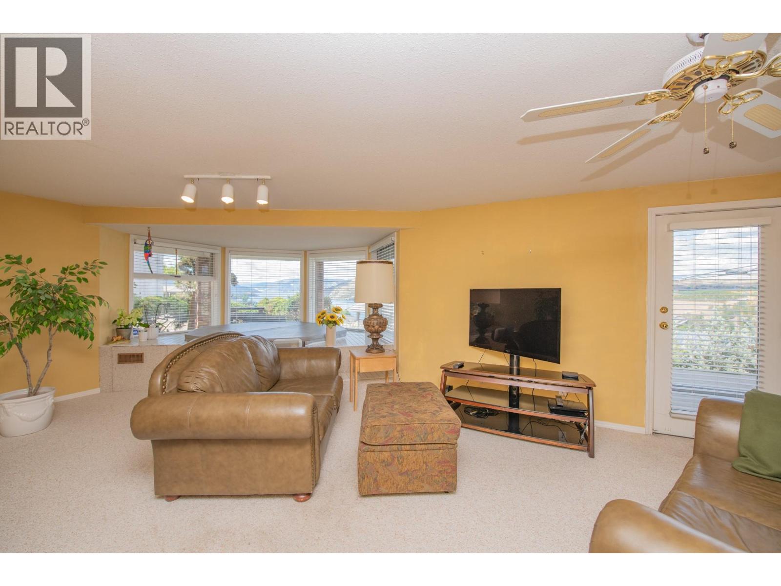 8898 Michael Drive - 43