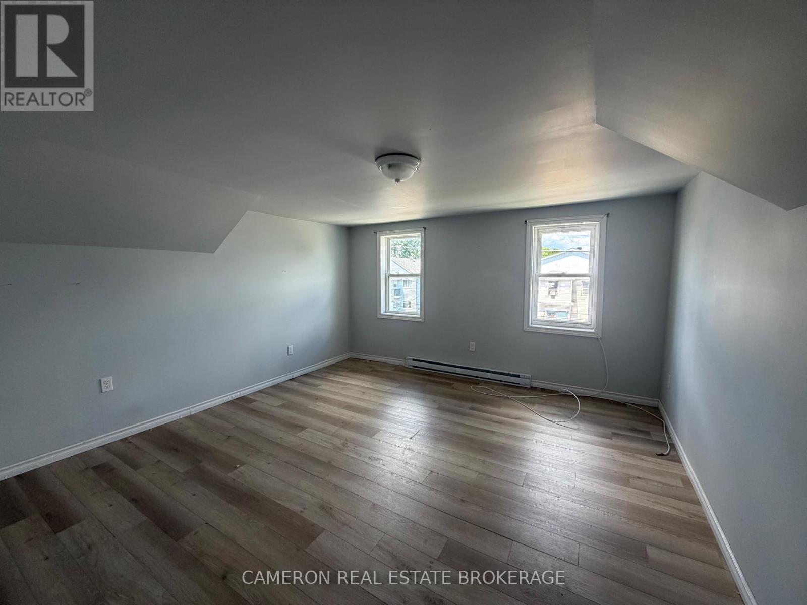 507-509 WALTON STREET - 37