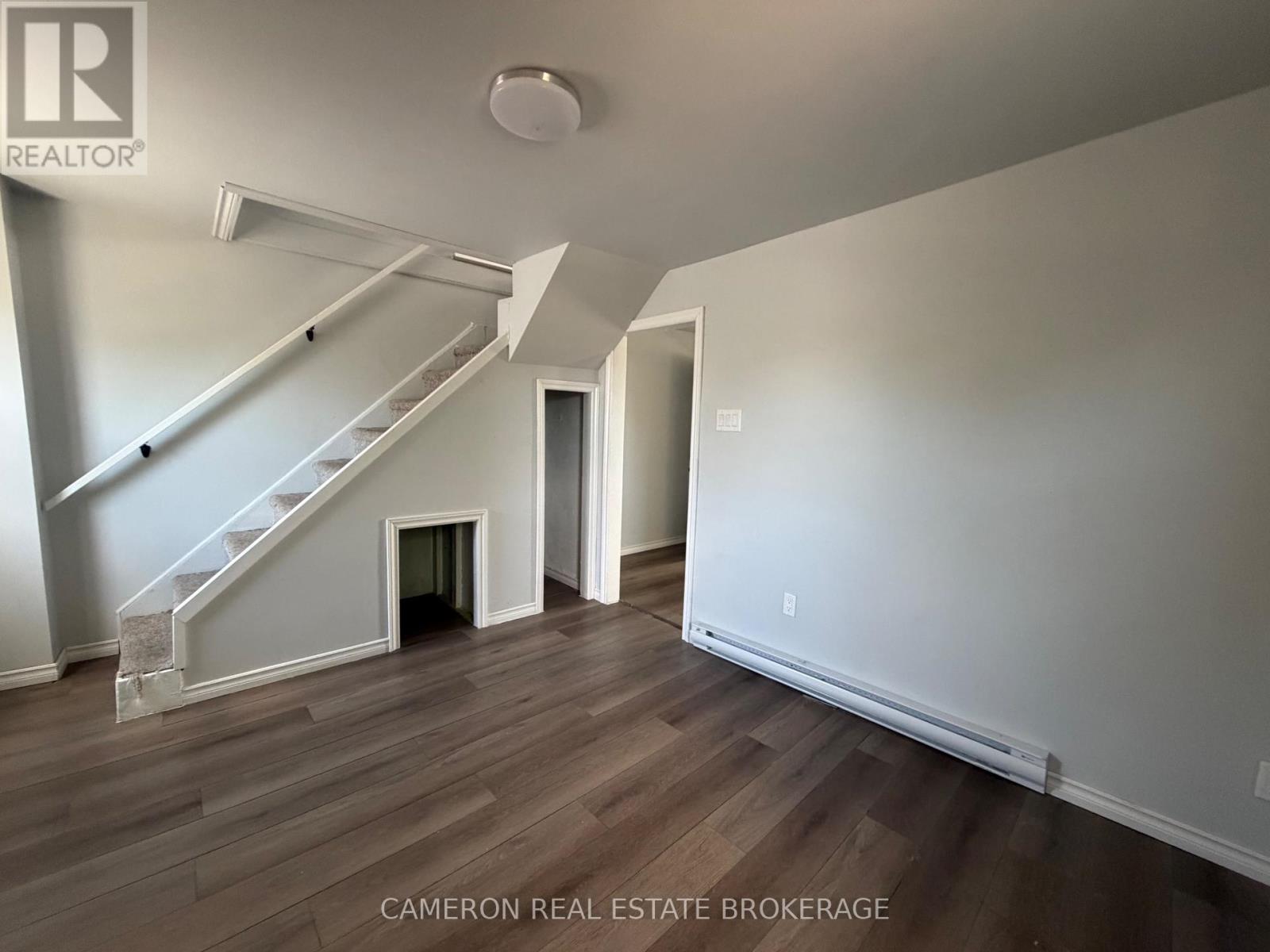 507-509 WALTON STREET - 29