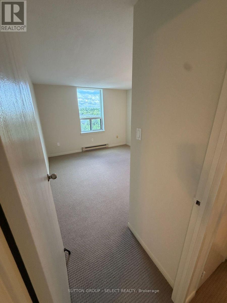 #609 35 GREEN VALLEY DRIVE - 19