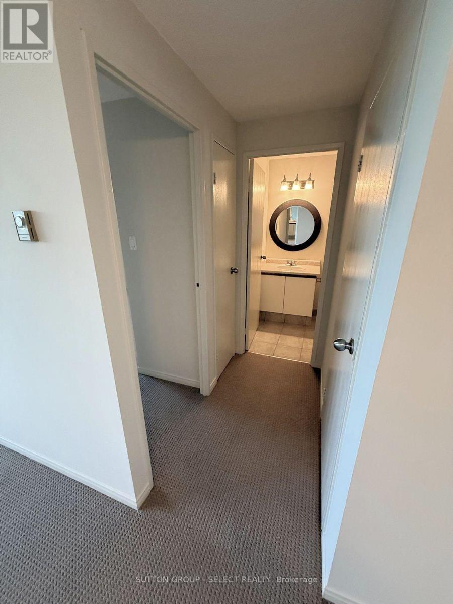#609 35 GREEN VALLEY DRIVE - 18