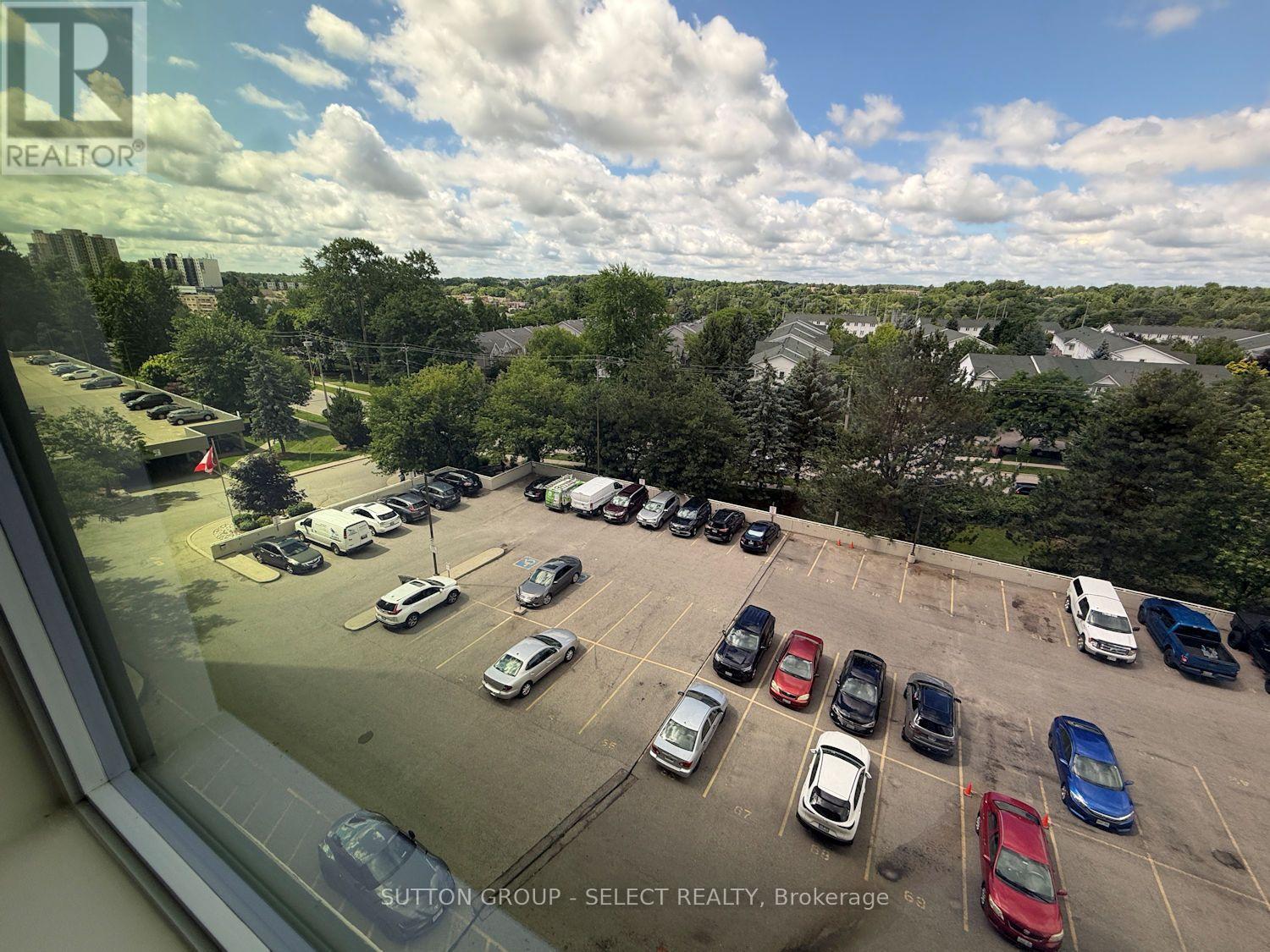 #609 35 GREEN VALLEY DRIVE - 12