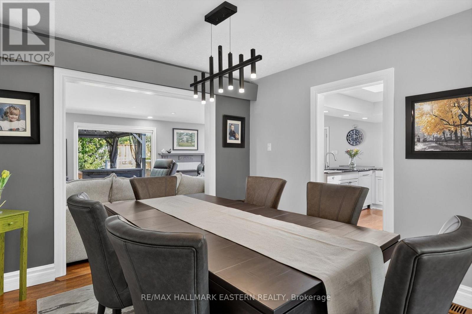 894 KAWARTHA DRIVE - 10