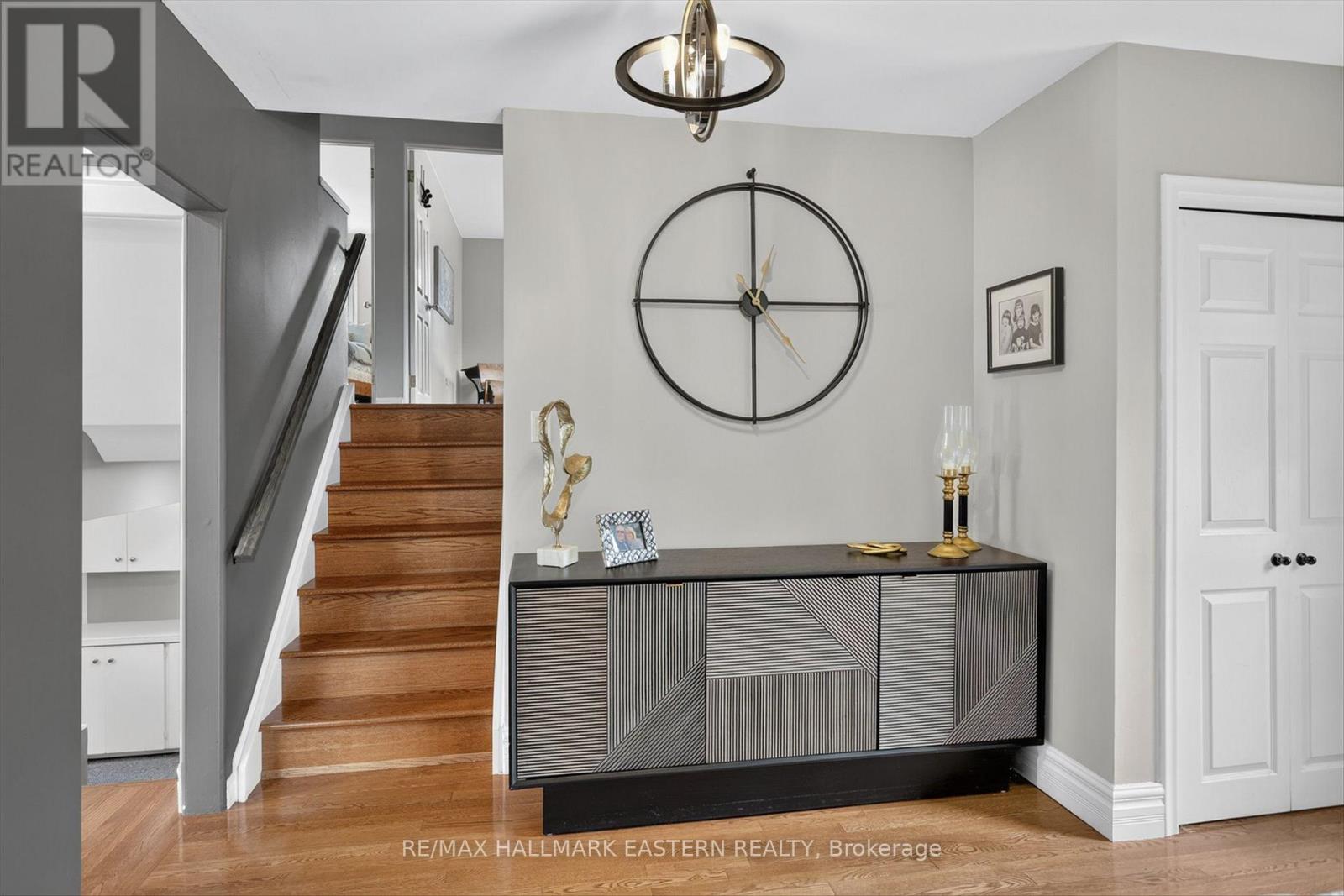 894 KAWARTHA DRIVE - 18