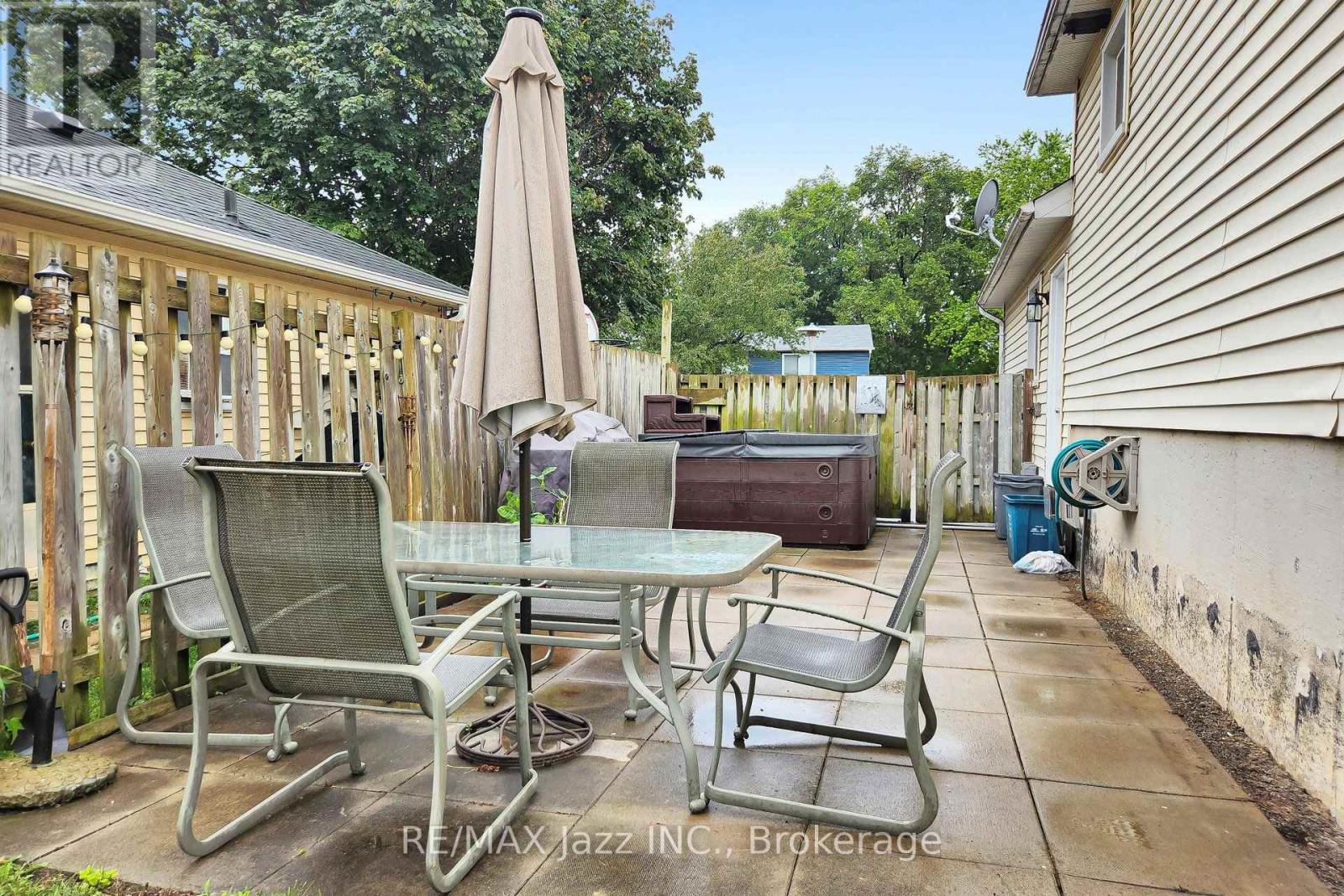3 POCHON AVENUE - 45