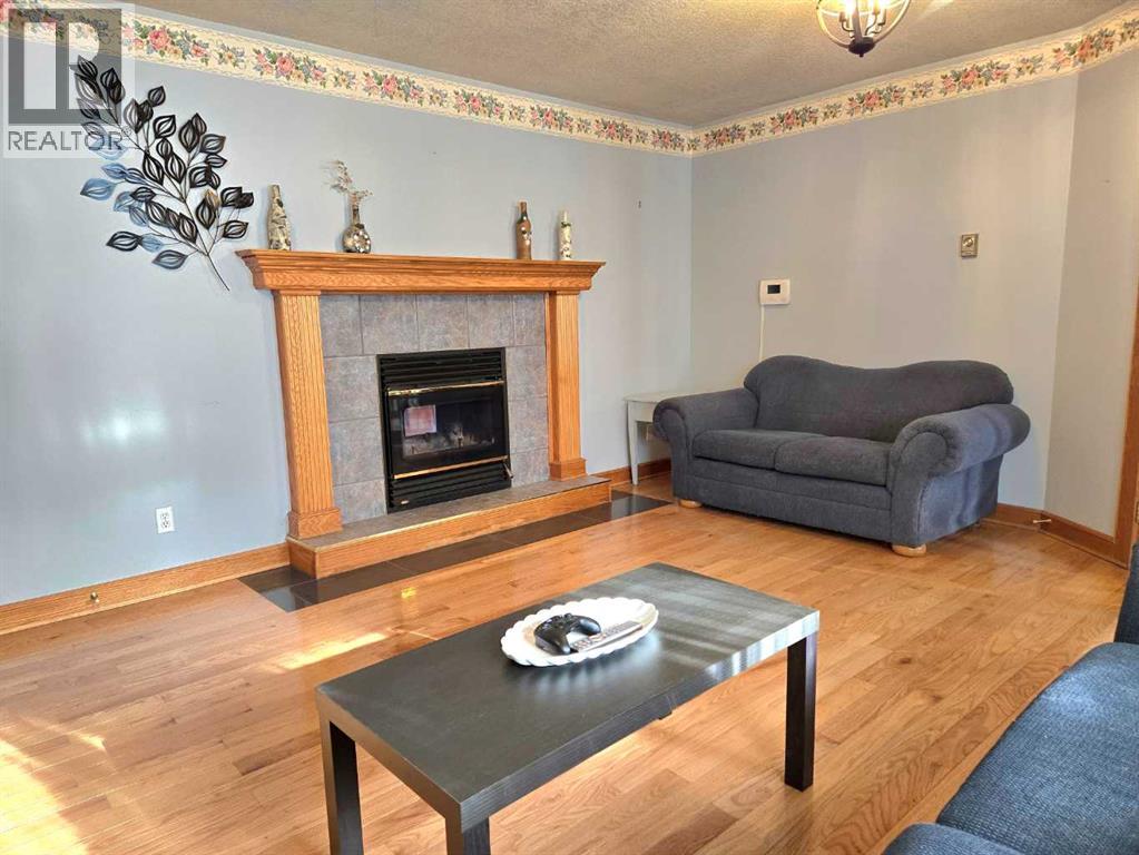 731006 Range Road 51 - 14