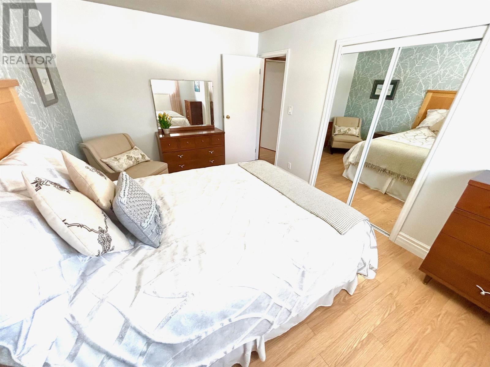 306 Wilde ST - 12