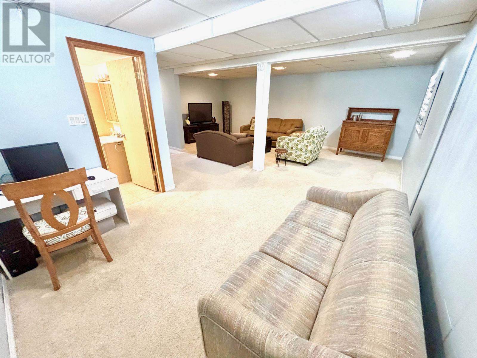 306 Wilde ST - 16