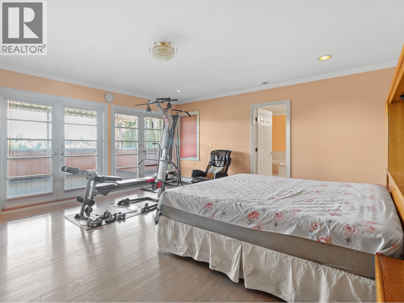 4828 MARINE DRIVE, Burnaby