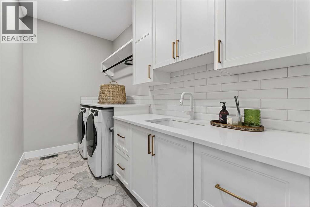 125 Hampstead Mews NW - 28