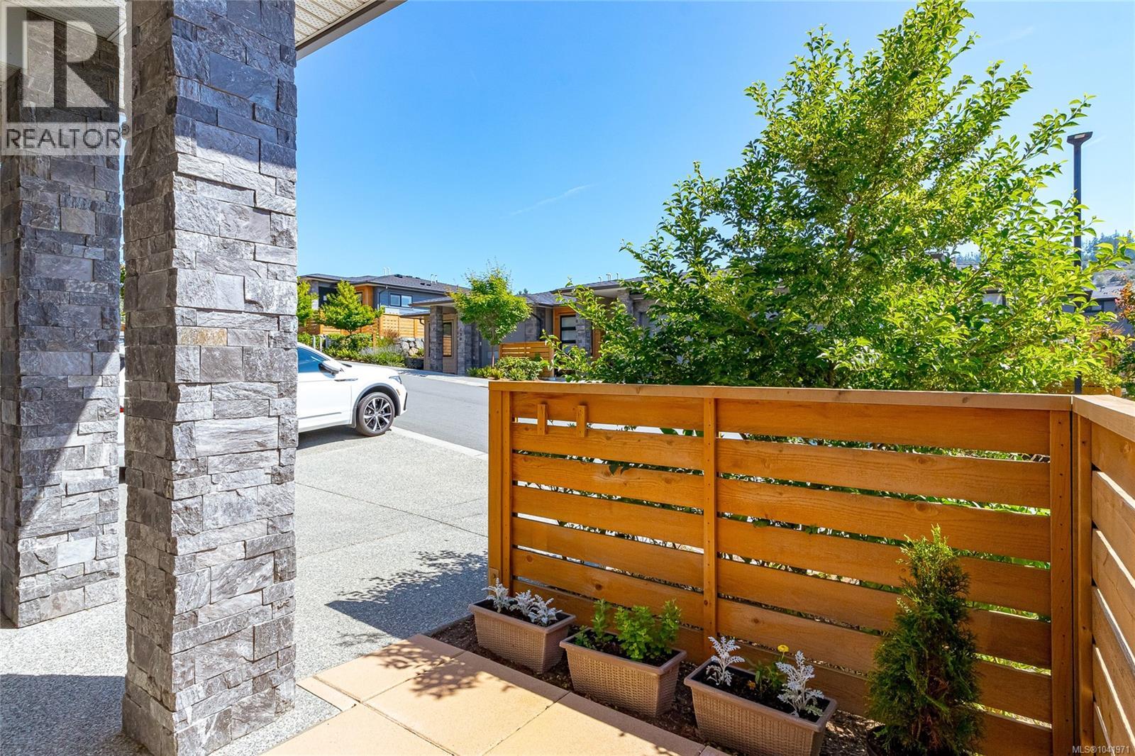 #133 1234 Viewtop Rd - 23