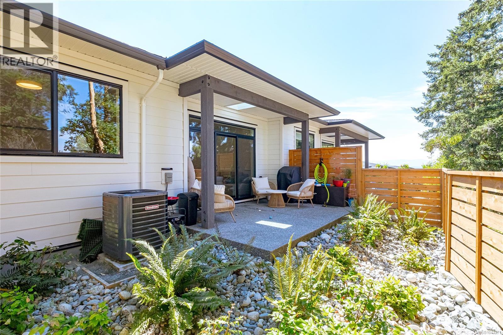 #133 1234 Viewtop Rd - 28