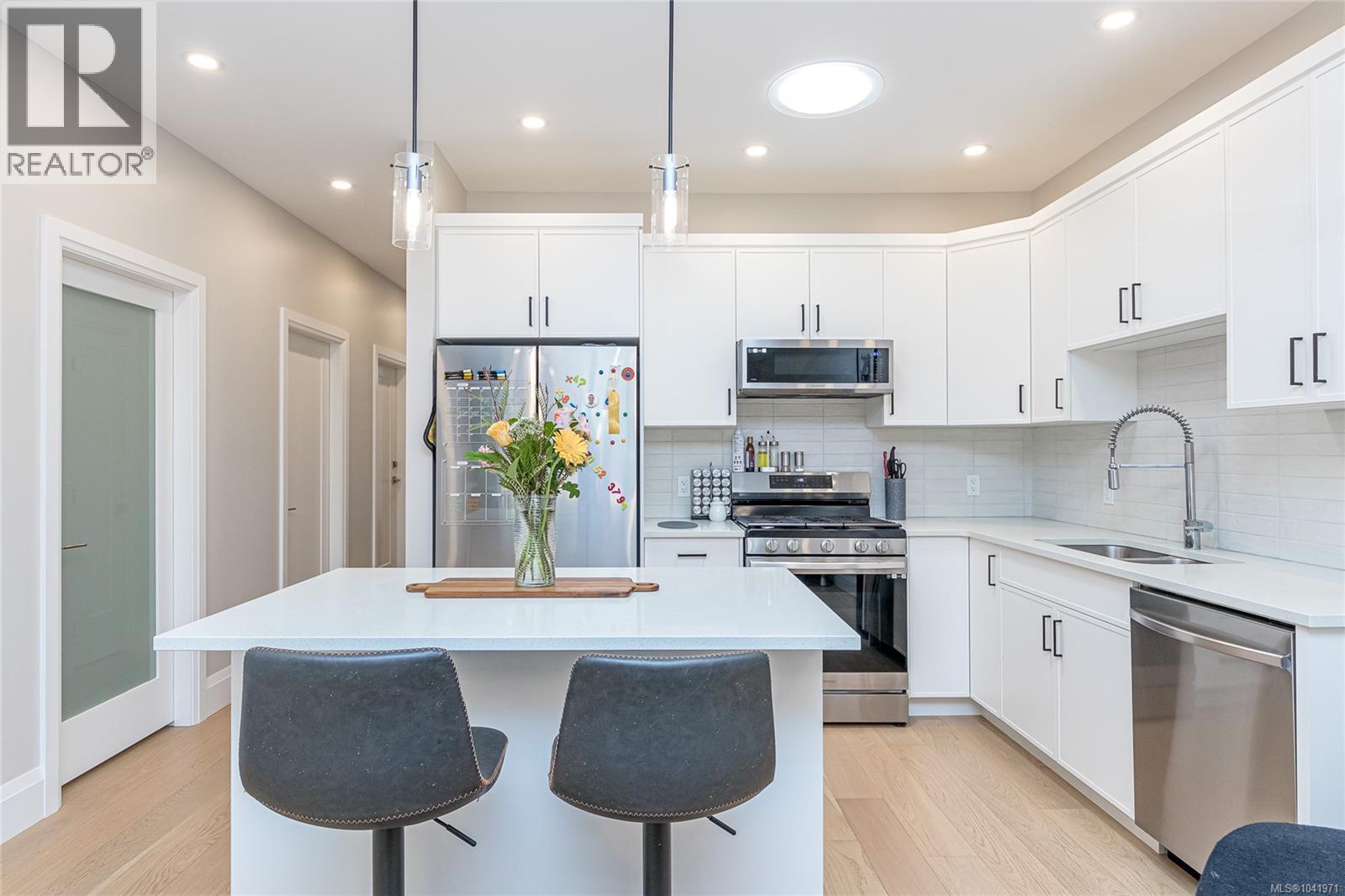 133 1234 Viewtop Rd, Duncan
