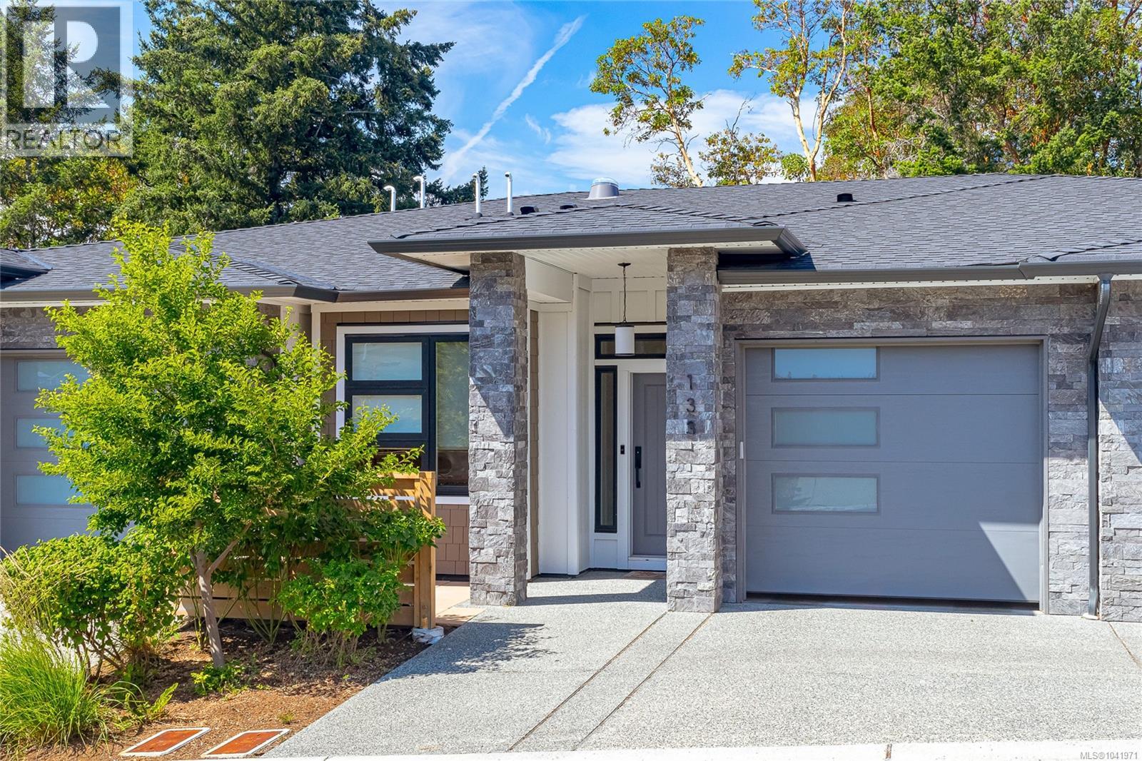 133 1234 Viewtop Rd, Duncan