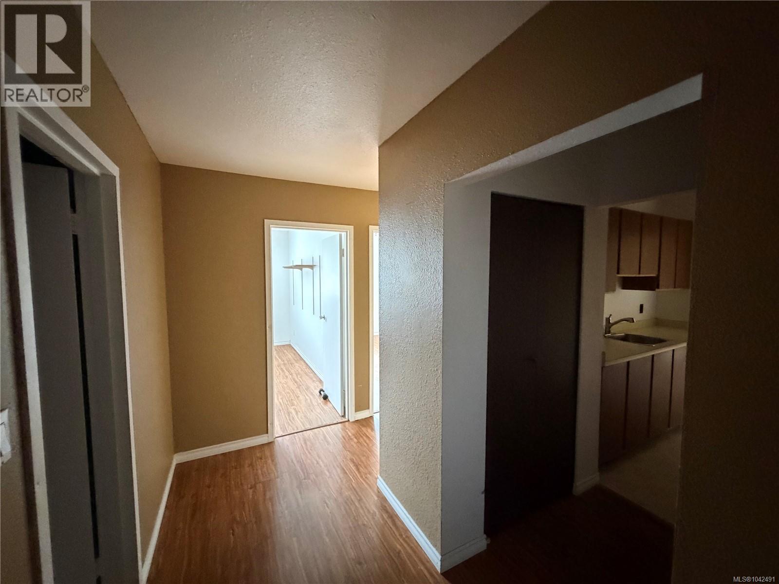 #307 611 MacMillan Dr - 15