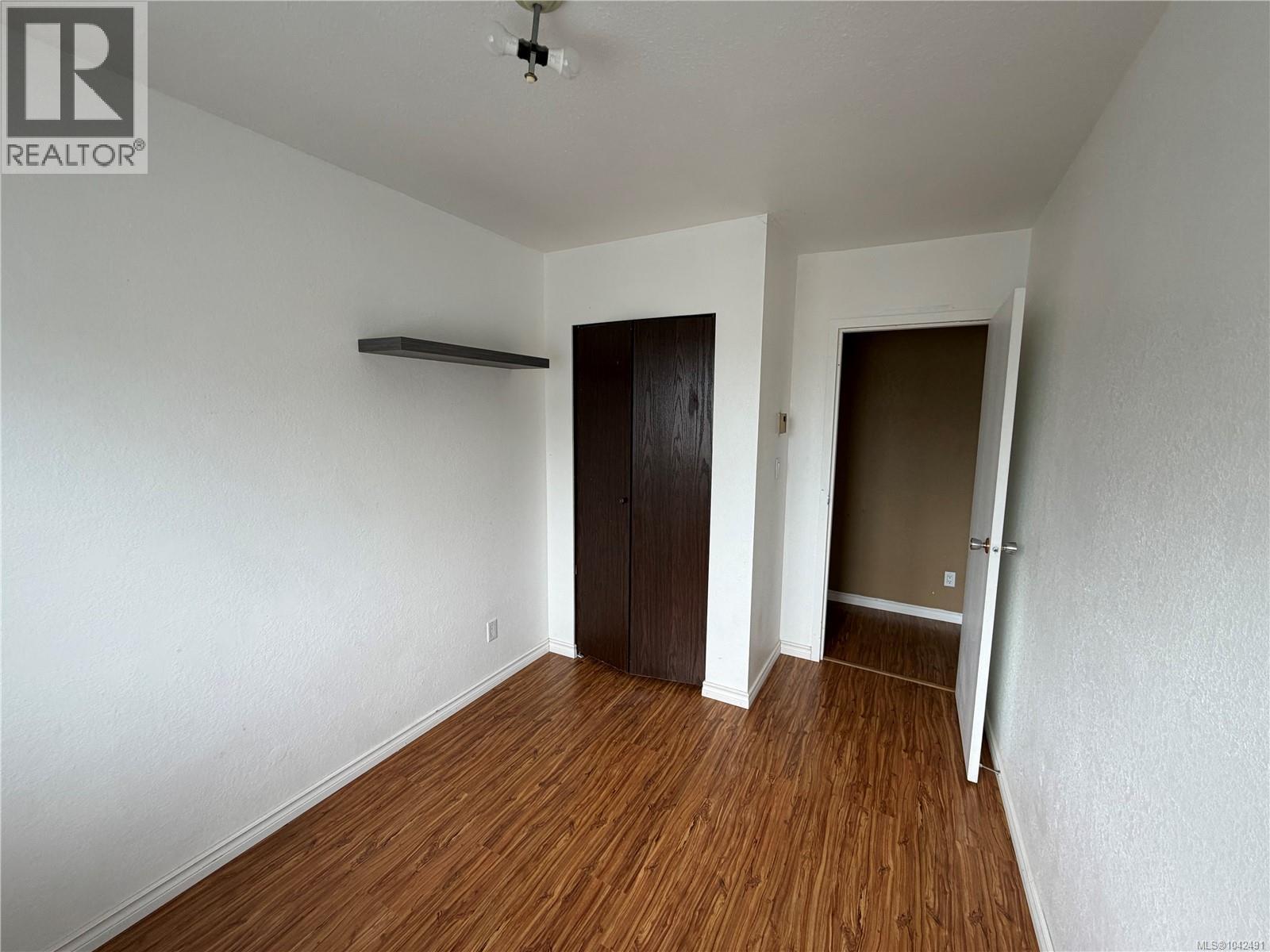 #307 611 MacMillan Dr - 7