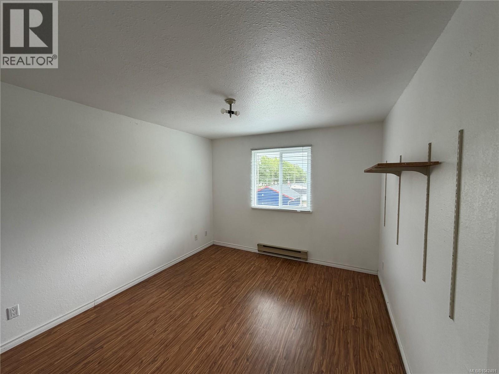 #307 611 MacMillan Dr - 5