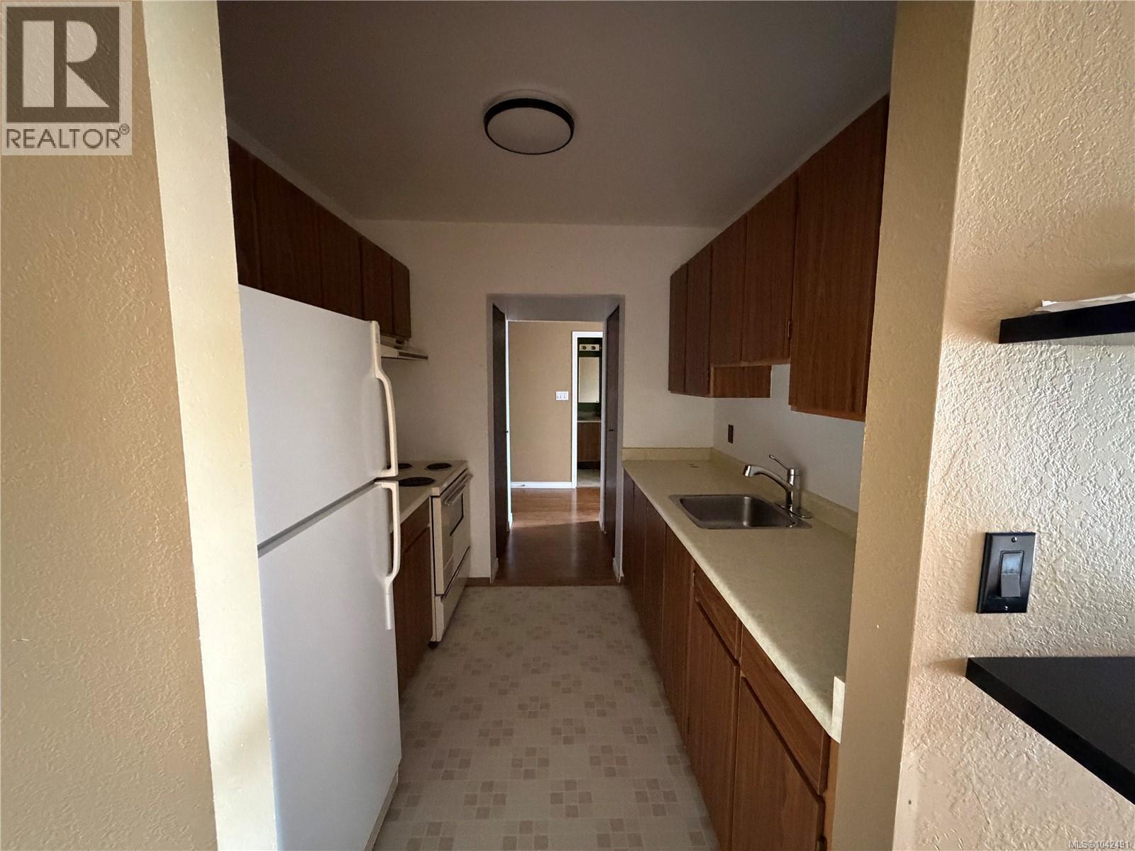 #307 611 MacMillan Dr - 14
