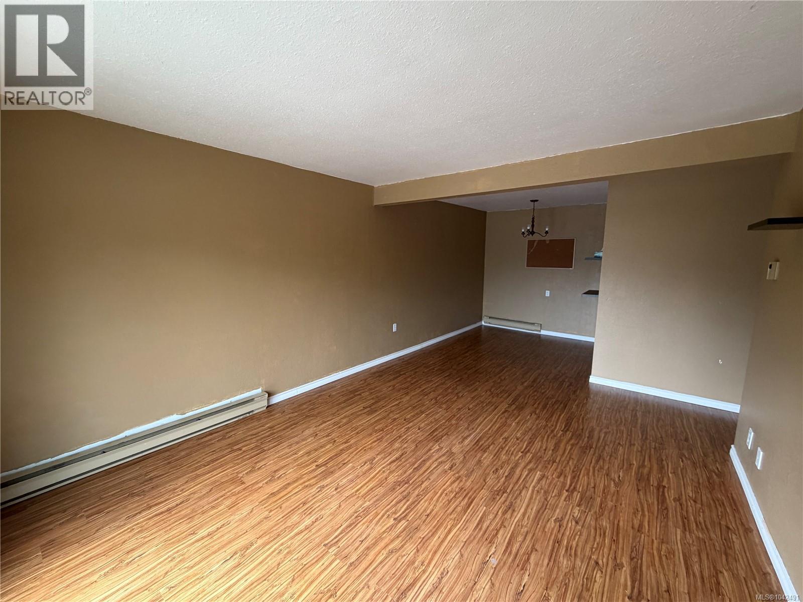 #307 611 MacMillan Dr - 10