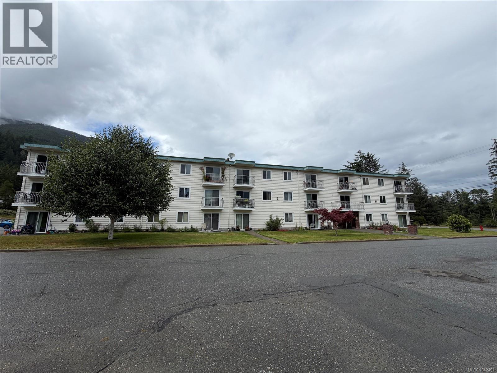 #307 611 MacMillan Dr - 1