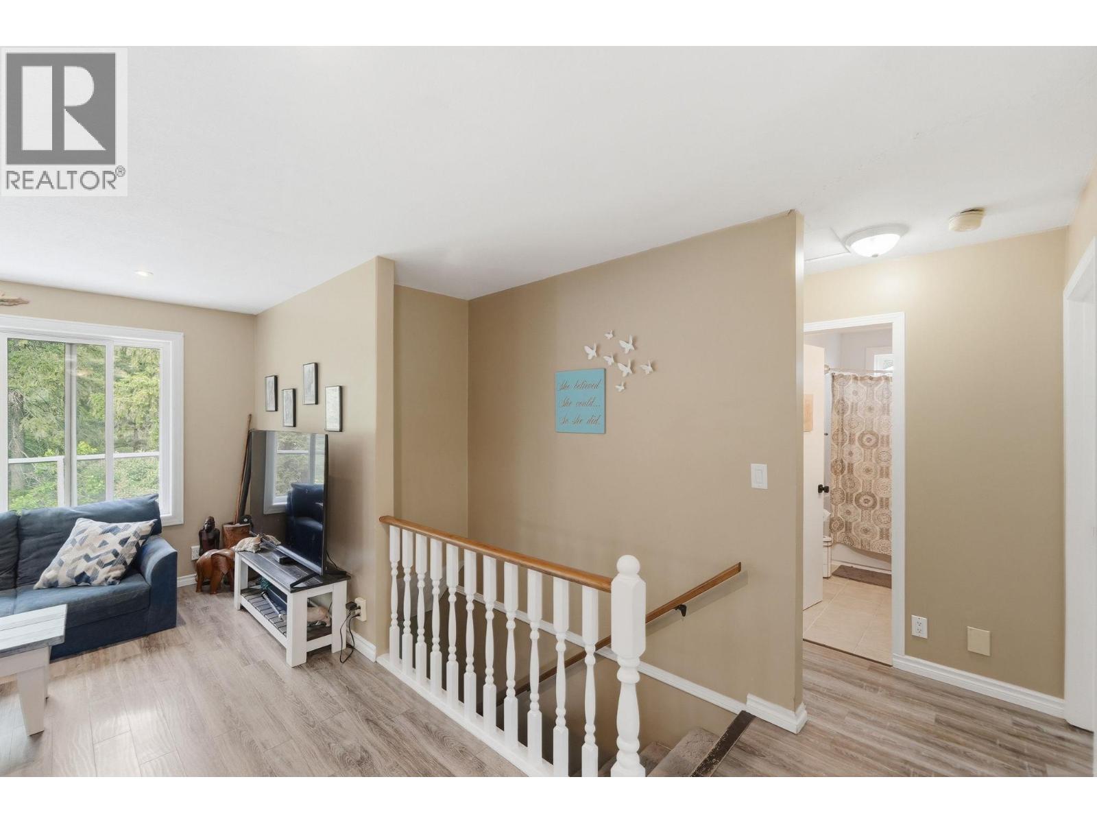 3141 Coventry Crescent - 21