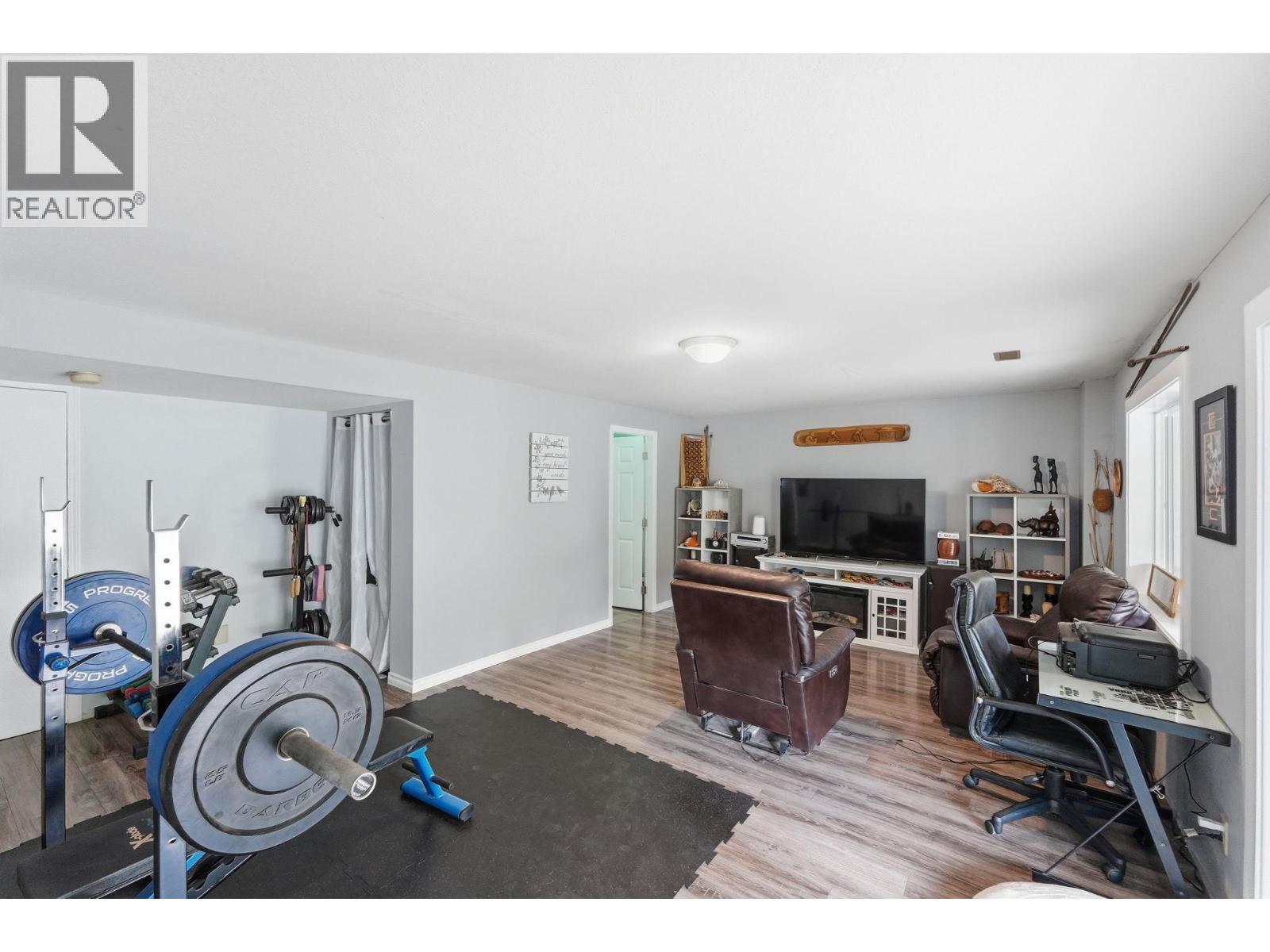 3141 Coventry Crescent - 33