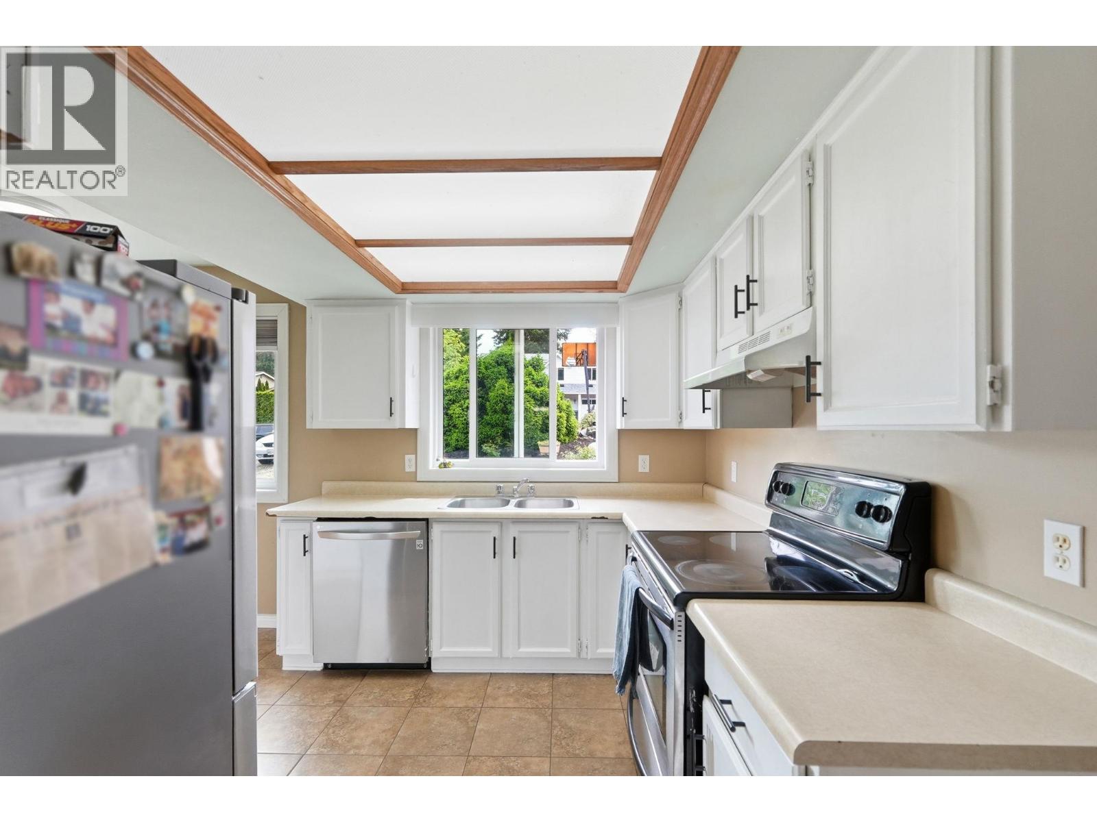 3141 Coventry Crescent - 16