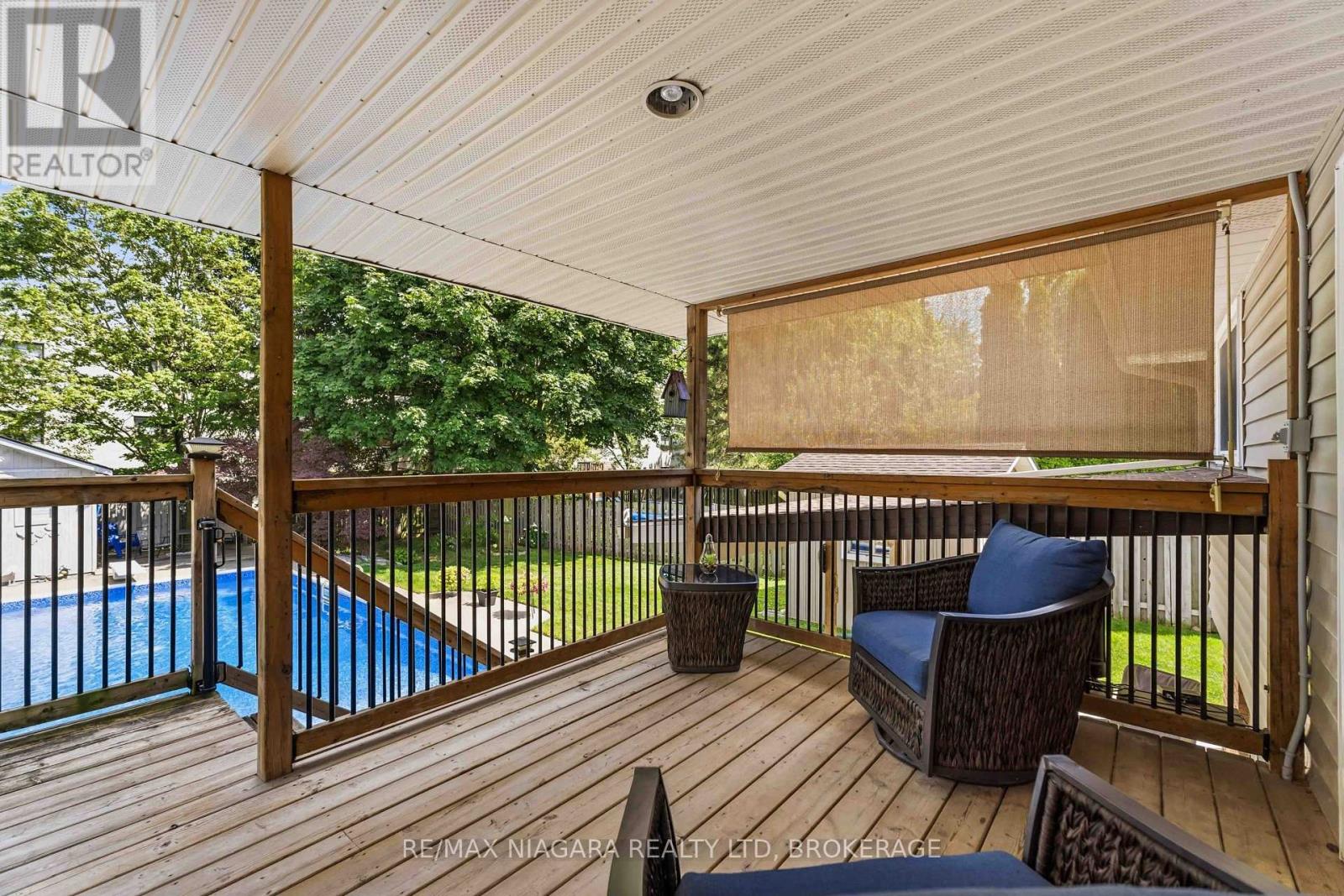 6200 SHERRI AVENUE - 33