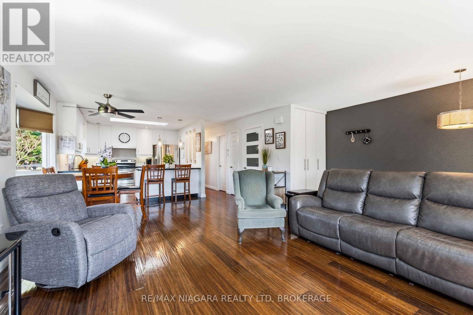 6200 SHERRI AVENUE - 9